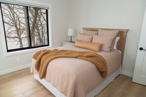 4 habitaciones, tabla de planchar con plancha y wifi gratis 