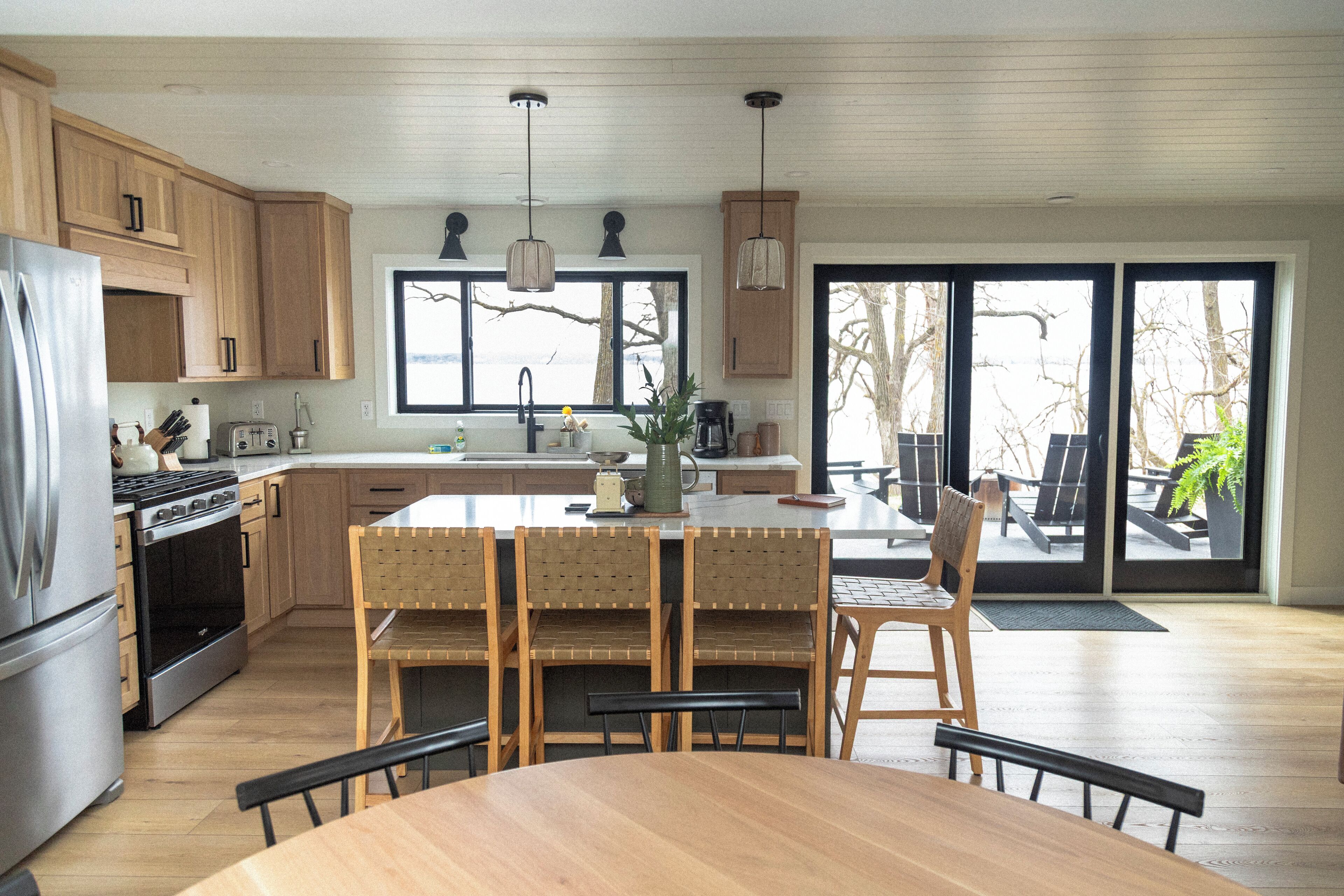 冰箱、微波炉、烤箱、炉灶