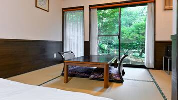 Basic Twin Room | Free WiFi