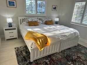 3 habitaciones, tabla de planchar con plancha, wifi y ropa de cama 