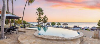 Aruba Ocean Villa~Beachfront~Infinity Pool~Sunsets
