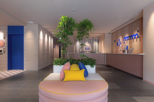 Reception - THE BASEMENT HOTEL Osaka Honmachi  (Osaka)