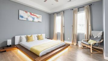 Deluxe House, 3 Bedrooms, Non Smoking, Kitchen | 3 bedrooms, premium bedding, iron/ironing board, free WiFi