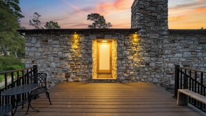 House (1 Bedroom) | Interior - Sunridge Lookout by Avantstay Big Backyard Oasis + Patio, Central Location (Pebble Beach)