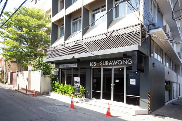 185 @ Surawong Hotel - Bangkok