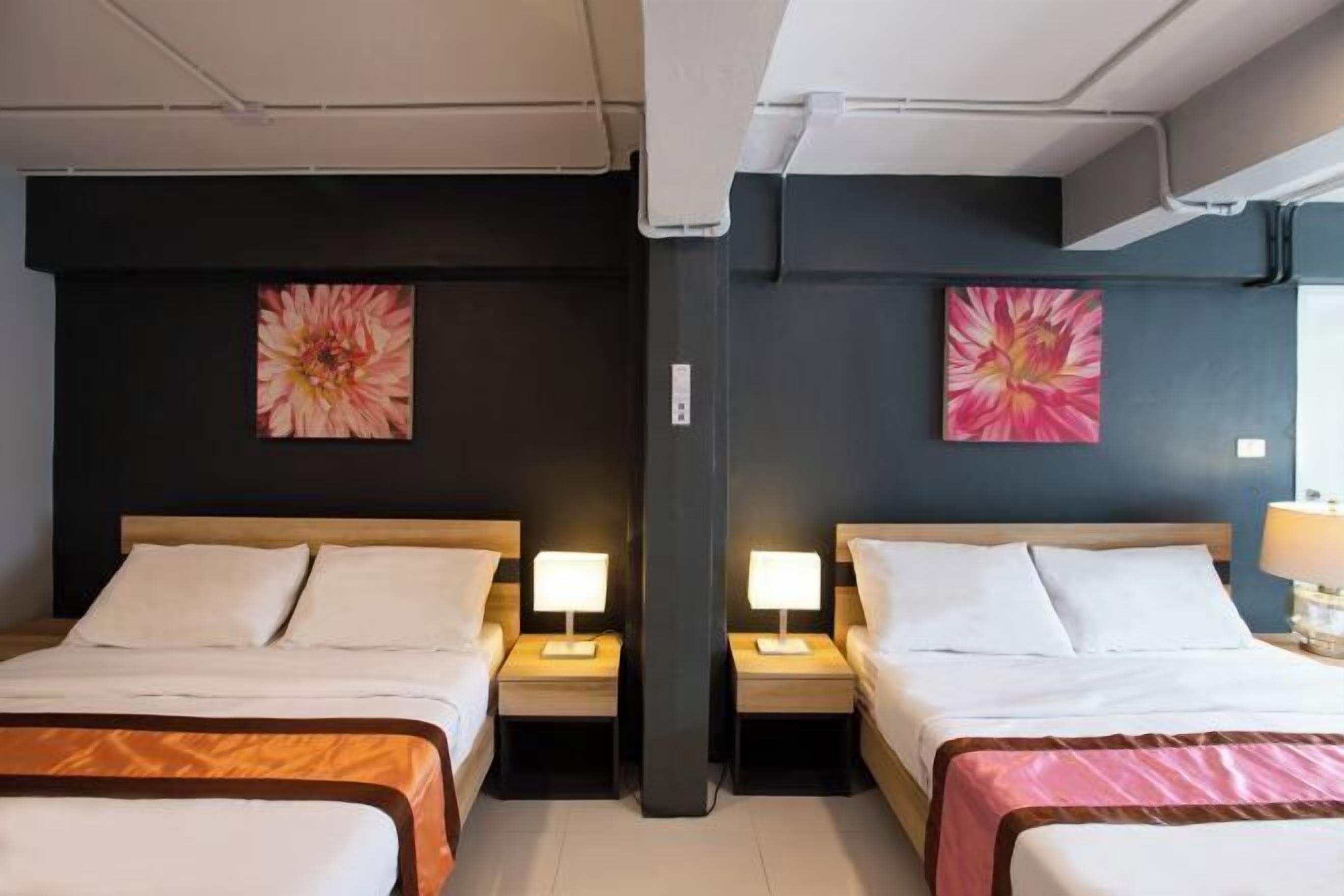 Schreibtisch, Bettwäsche