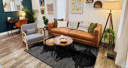 Kit Carson Bungalow: AC/Heat + Pets Free!