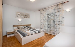 2 bedrooms, free WiFi, bed sheets