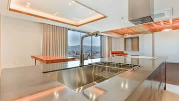 3 chambres, Wi-Fi gratuit, draps fournis