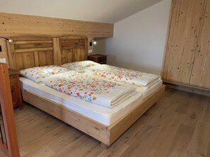 2 camere, una cassaforte in camera, ferro/asse da stiro