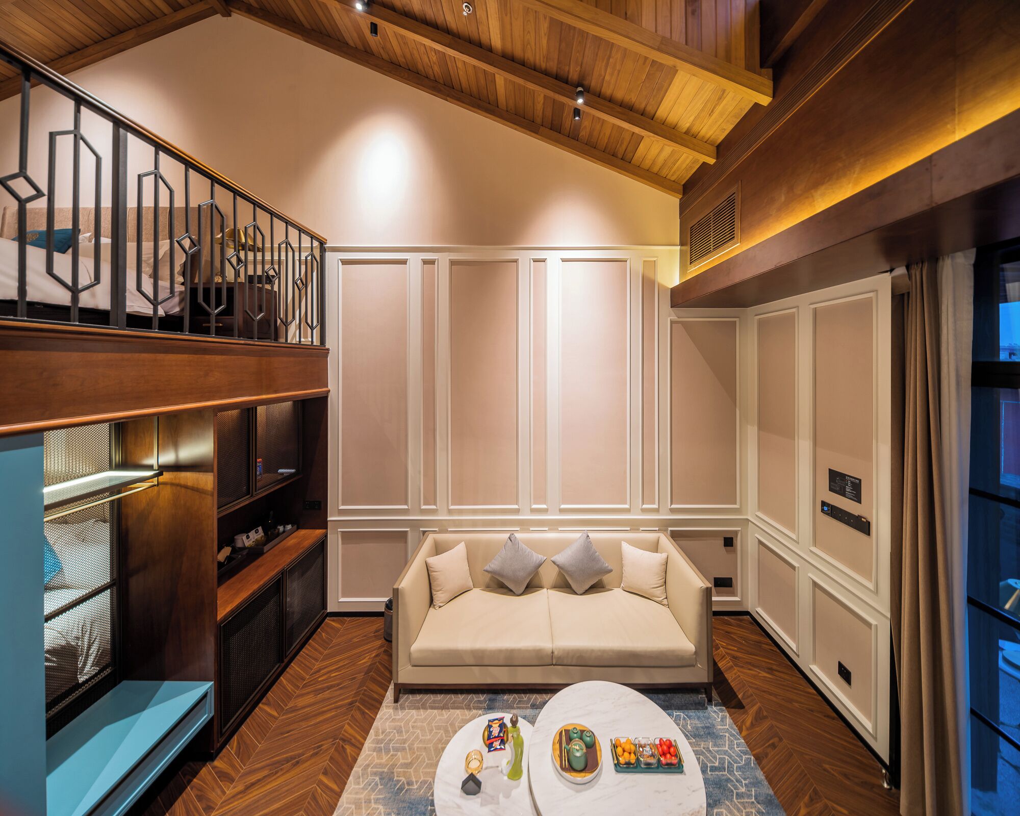 Exclusive-Loft, Mikrowelle | Verdunkelungsvorhänge, schallisolierte Zimmer, Bügeleisen/Bügelbrett