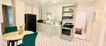 Charming 2bed w office by University of Rochester, Strong Memorial and hospitals