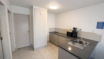 Apartment, 2 Bedrooms | Private kitchen