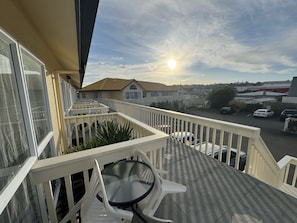 Terrace/patio - BK's Fountain Court Motel (Napier)