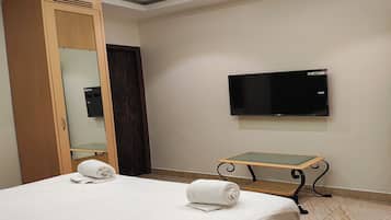 Hypoallergeen beddengoed, een bureau, gratis wifi, beddengoed