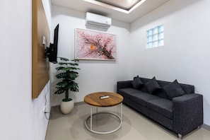 Apartment | Living room - Adikara Apartment by Betterplace (Canggu)
