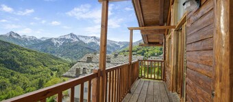 Gleise Lodge apartment, Bardonecchia, Italy