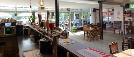 อพาร์ทเมนท์ | ร้านอาหาร