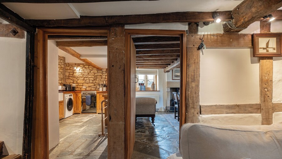 オーチャード コテージ、ラブリー ホーム ニア ブロードウェイ