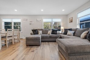 Smart-TV, fotballspill og bøker