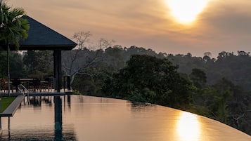 Sundeck