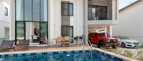 Kanna Japandi Pool Villa | Haveudsigt