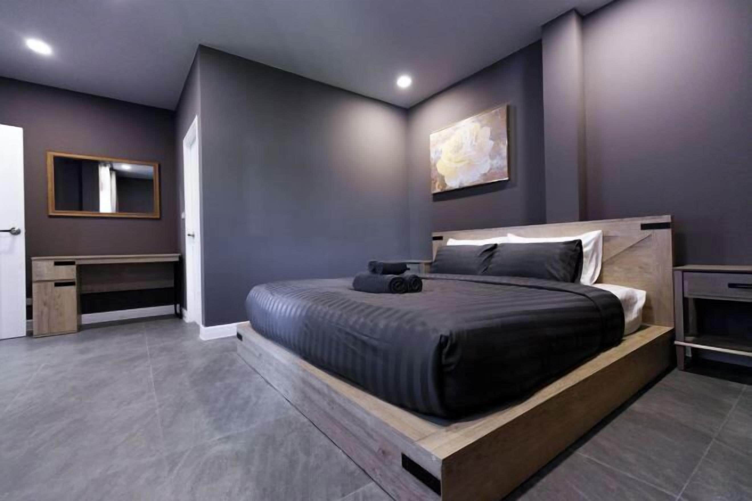 Individuelt dekorert, individuelt innredet og skrivebord