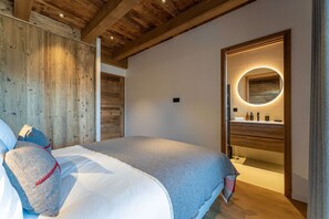 5 bedrooms, free WiFi