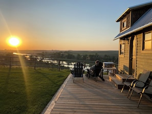 تناول الطعام بالخارج