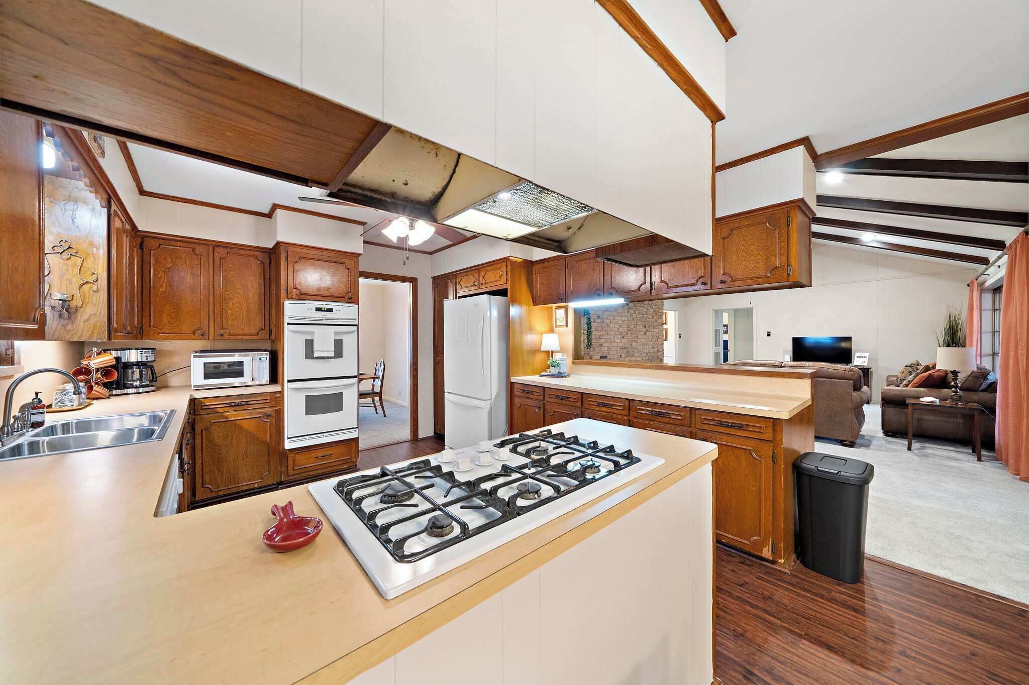 Refrigerador, microondas, parrilla de estufa y lavavajillas 