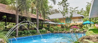 Mayfair Manor Alibag