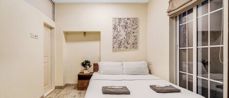 1 bedroom, iron/ironing board, WiFi, bed sheets