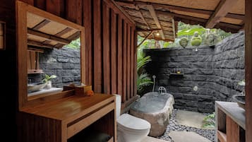 Villa, 1 chambre, vue piscine | Salle de bain