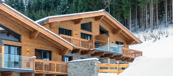 Luxe chalet with a private sauna, near Flachau