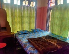 Deluxe Room - Hotel SDC (West Kameng)