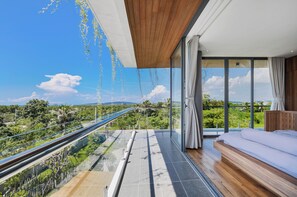 Vila luxo, 6 quartos, sacada, vista para o jardim | 6 quartos, escrivaninha, espaço de trabalho para notebook