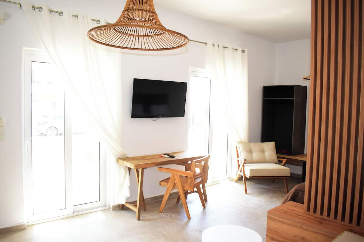 Kamar Eksekutif | Seprai premium, bantalan ekstra lembut, dan brankas