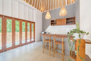 Villa, 2 Bedrooms, Private Pool | Private kitchen | Toaster - Villa Mahadevi  (Lembongan Island)