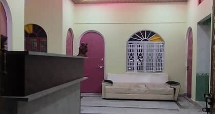 Shree Guest House