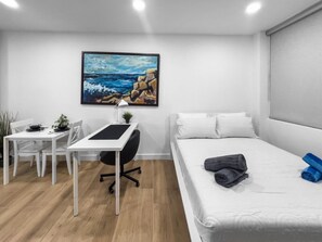 Desk, travel cot, free WiFi, bed sheets