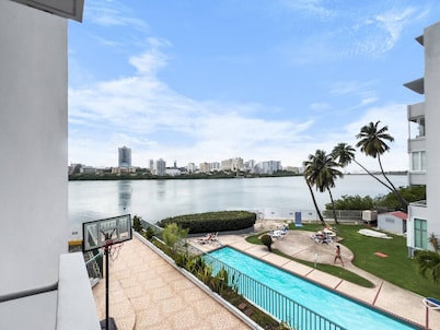 La Rada 015 | Studio Apt in San Juan with Pool