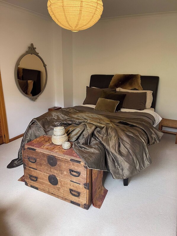 1 chambre, fer et planche à repasser, Wi-Fi, draps fournis