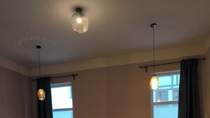 1 habitación, acceso a internet y ropa de cama 