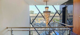 Hotel Paris Chandigarh Zirakpur