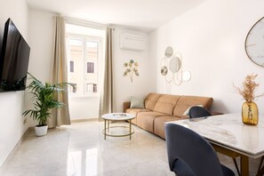 Living area - Idyllia | Spacious bright flat (Roma)