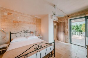 3 Schlafzimmer, Zimmersafe, Bügeleisen/Bügelbrett, WLAN