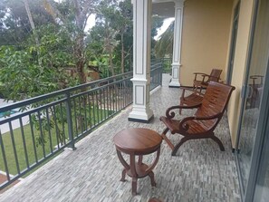 Property grounds - Privet Green Villa Ruhunu (Hikkaduwa)