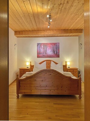 3 habitaciones, wifi gratis y ropa de cama