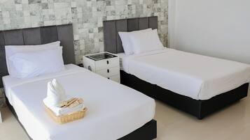 Superior Twin Room | Blackout curtains, free WiFi, bed sheets