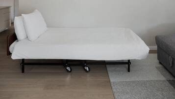 1 Schlafzimmer, Schreibtisch, Bügeleisen/Bügelbrett, kostenloses WLAN